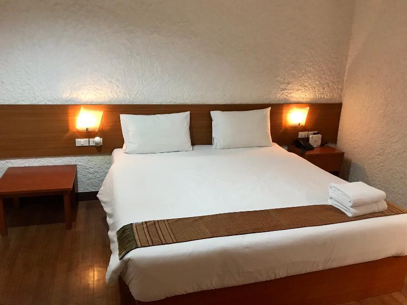 Neptuna Hotel By Maduzi Phuket Zewnętrze zdjęcie